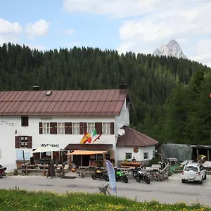 rifugio-ten-fabbro.hotelinveneto.com/